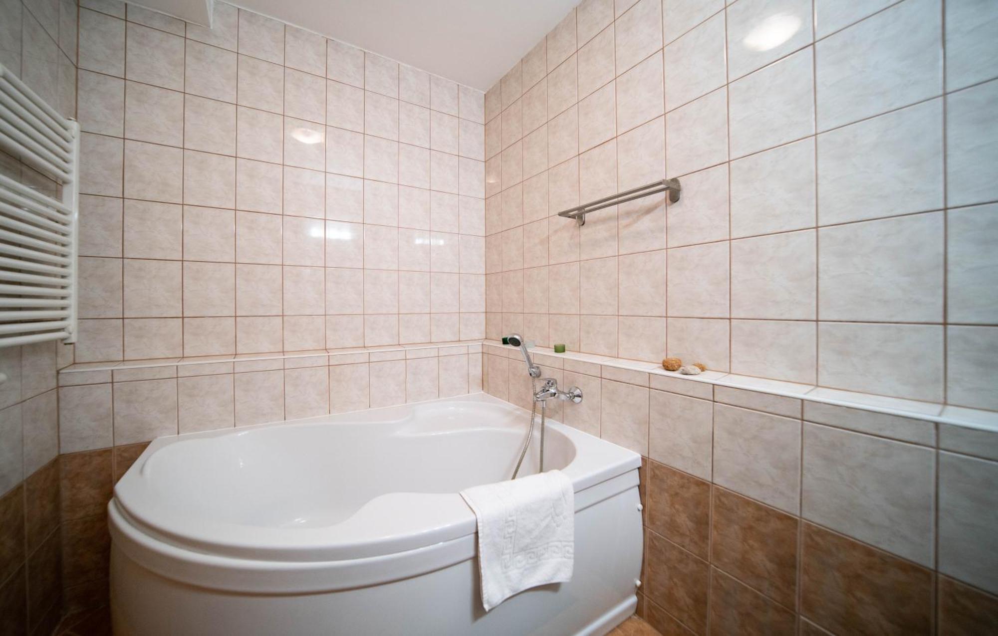 Free Parking- Gellert View Apartment 4Ppl Budapest Exterior foto